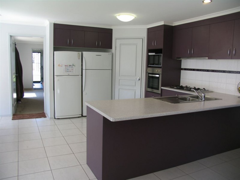 42 Ashford Drive, Wyreema QLD 4352