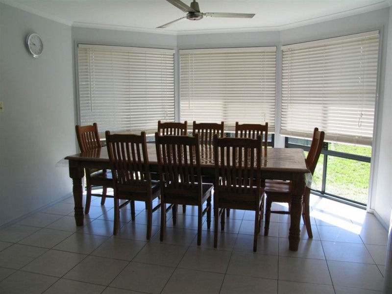 42 Ashford Drive, Wyreema QLD 4352