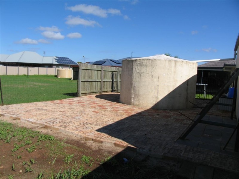 42 Ashford Drive, Wyreema QLD 4352