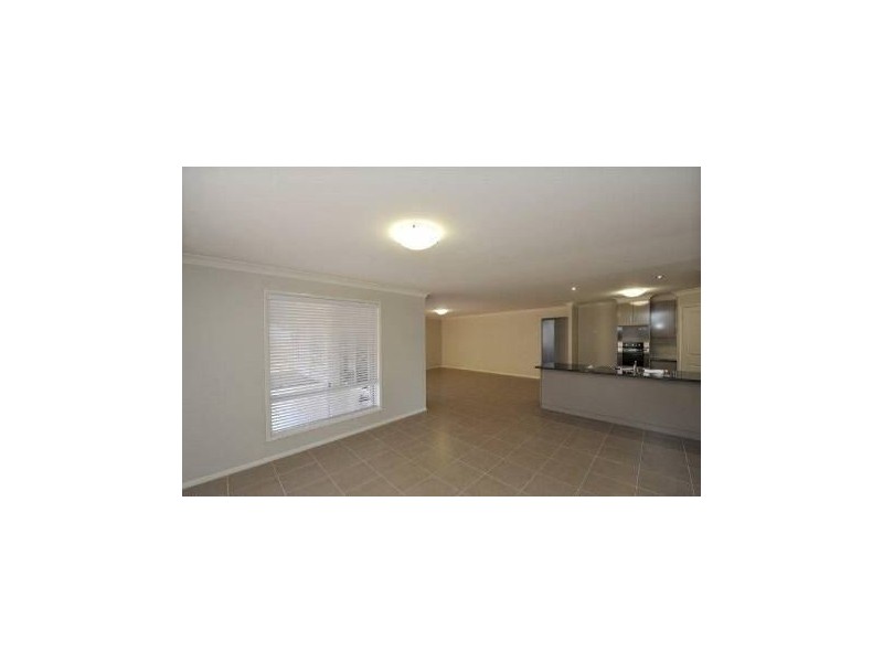 21 Rubie Court, Westbrook QLD 4350