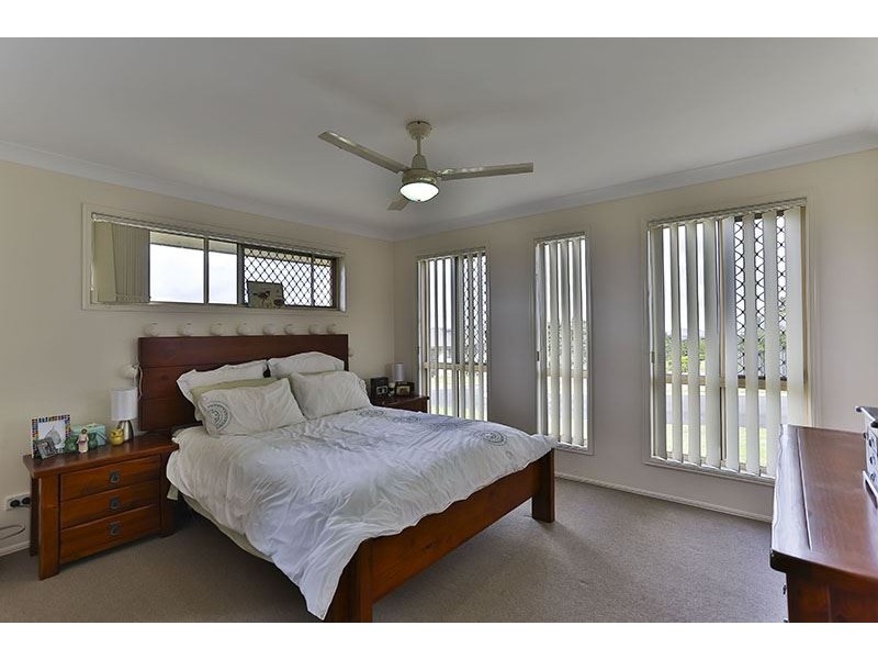 22 McShane Drive, Mount Kynoch QLD 4350