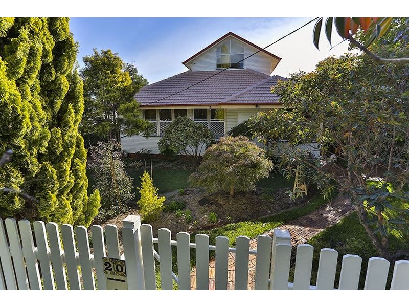 20 Lydwin Crescent, East Toowoomba QLD 4350