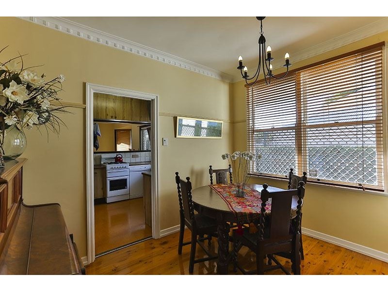 20 Lydwin Crescent, East Toowoomba QLD 4350