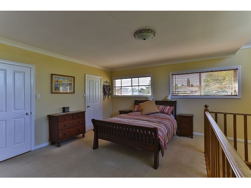 20 Lydwin Crescent, East Toowoomba QLD 4350