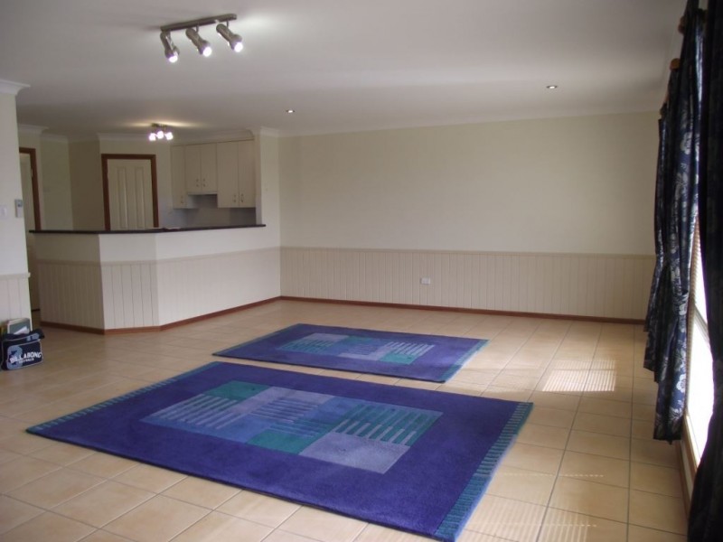 1 Mason Court, South Toowoomba QLD 4350