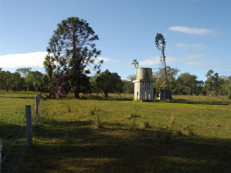 387 Back Plains Road, Felton QLD 4358