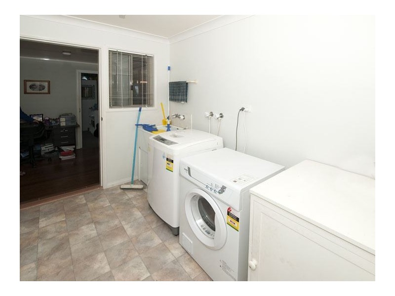 24 Stratford Drive, Wyreema QLD 4352