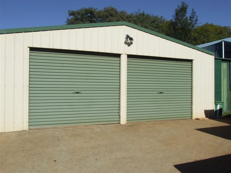 2c Cumming Street, North Toowoomba QLD 4350