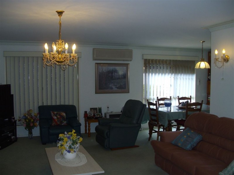 6 Donna Court, Kearneys Spring QLD 4350