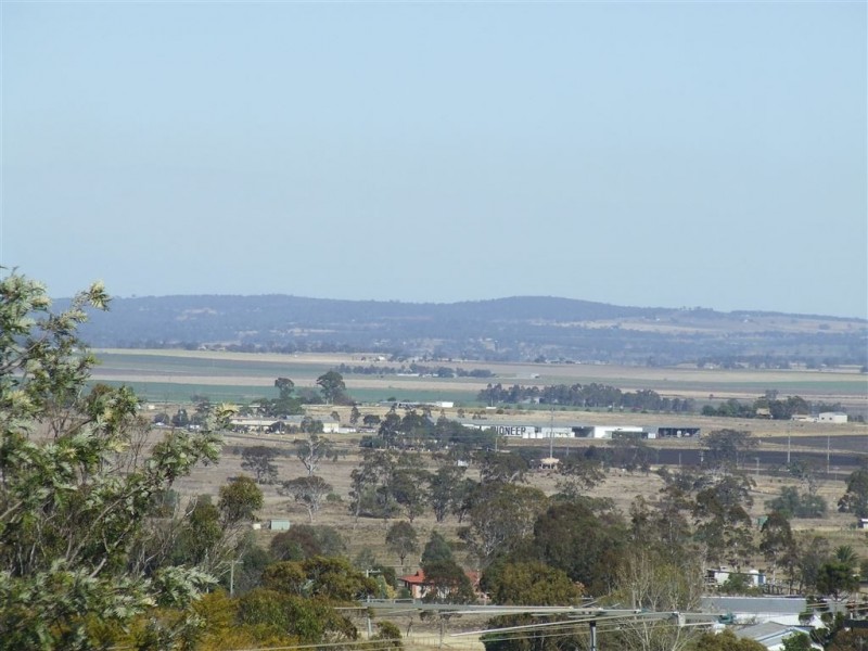 9 Darling Street, Drayton QLD 4350