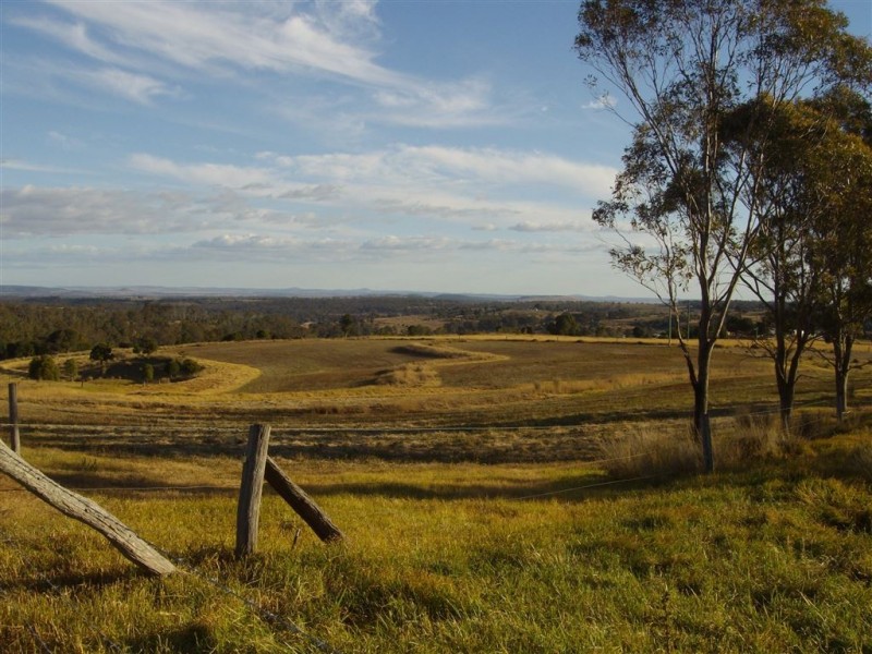 1009 Haden Crows Nest Road, Haden QLD 4353