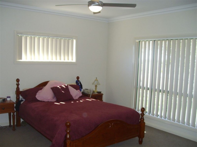 102 Crighton Road, Biddeston QLD 4401