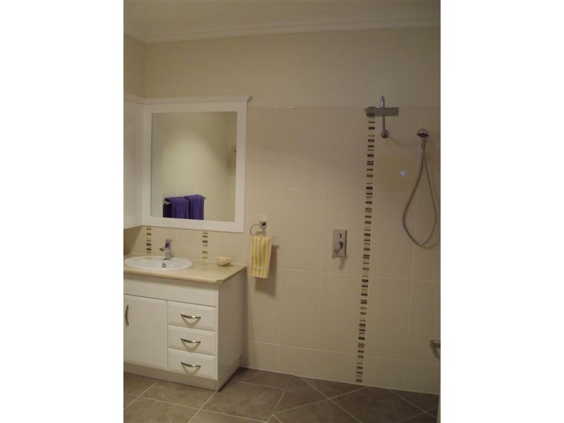 102 Crighton Road, Biddeston QLD 4401