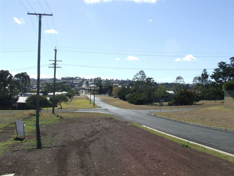 81 Cambooya Street, Drayton QLD 4350