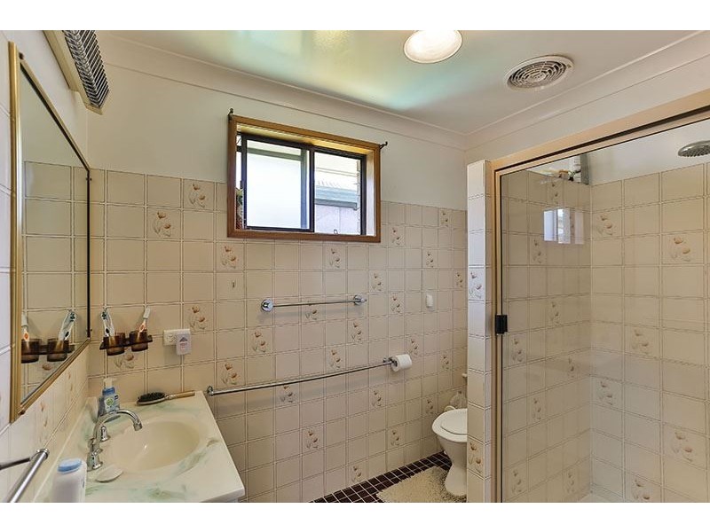 12 Boyett Street, Centenary Heights QLD 4350