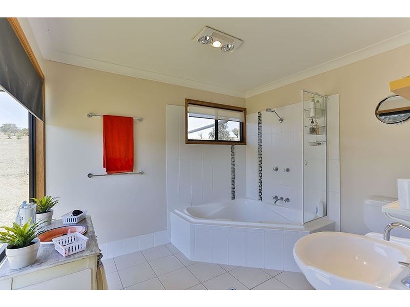 103 Breydon Road, Hodgson Vale QLD 4352