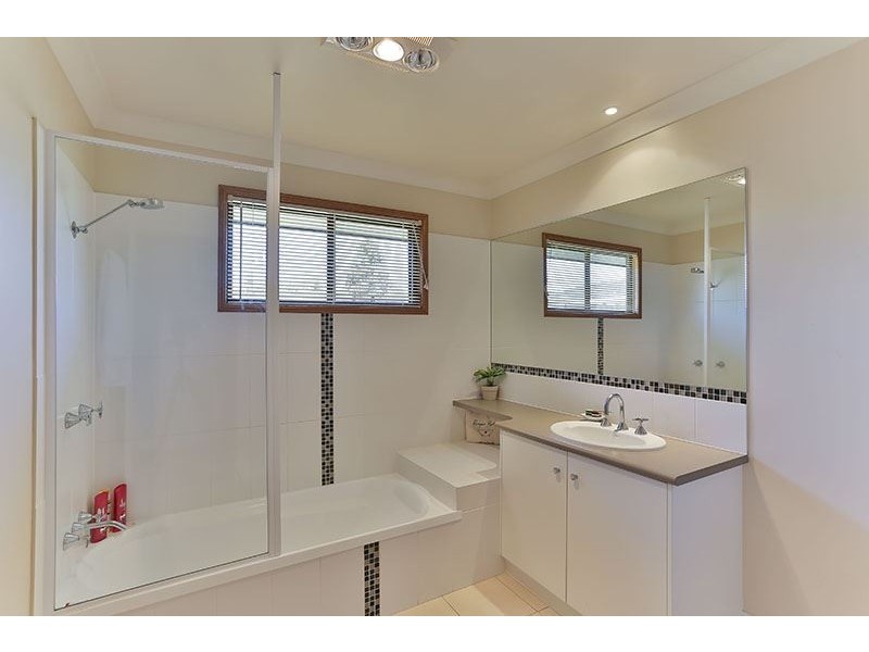 103 Breydon Road, Hodgson Vale QLD 4352