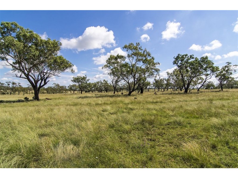553 Aubigny Crosshill Rd, Aubigny QLD 4401