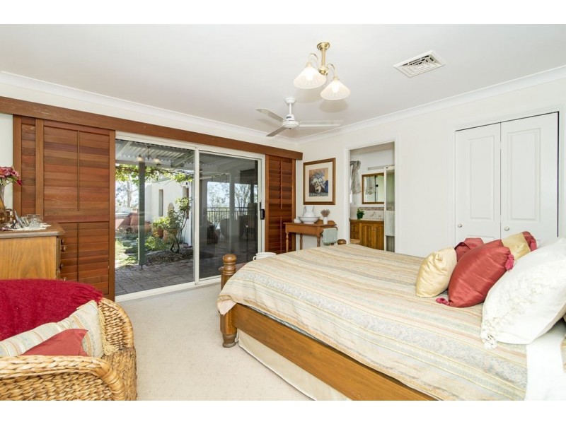 1022 Preston Boundary Rd, Preston QLD 4352