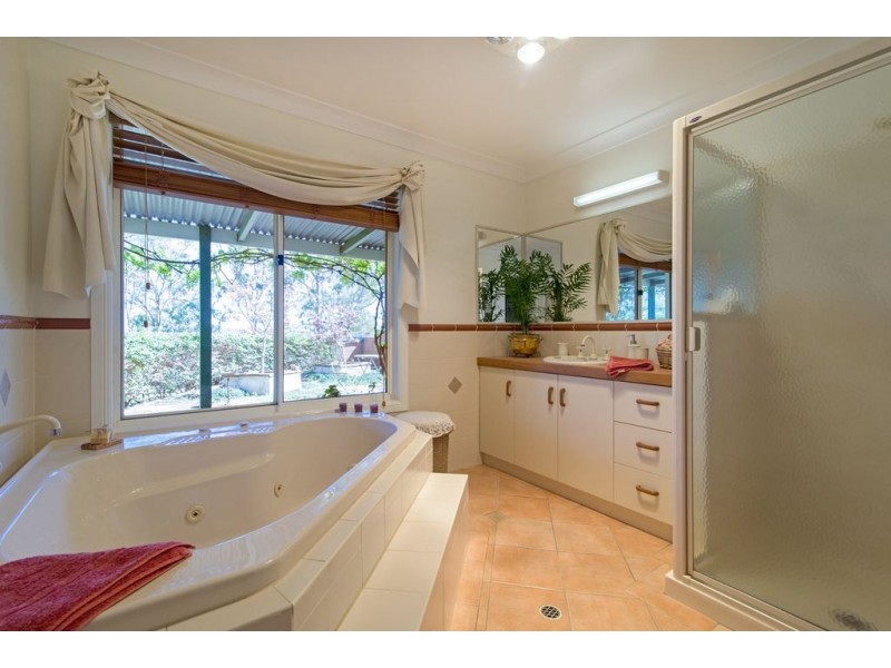 1022 Preston Boundary Rd, Preston QLD 4352