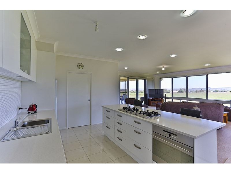 76 Ramsay Road, Cambooya QLD 4358