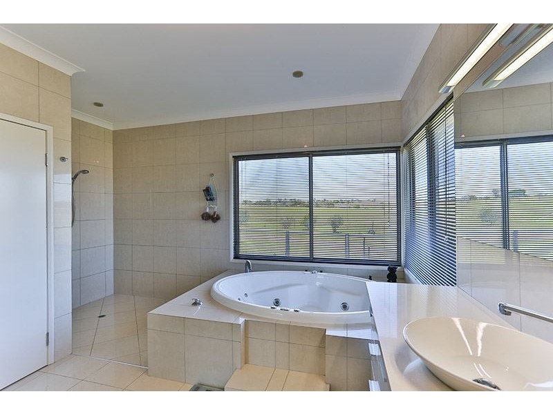 76 Ramsay Road, Cambooya QLD 4358