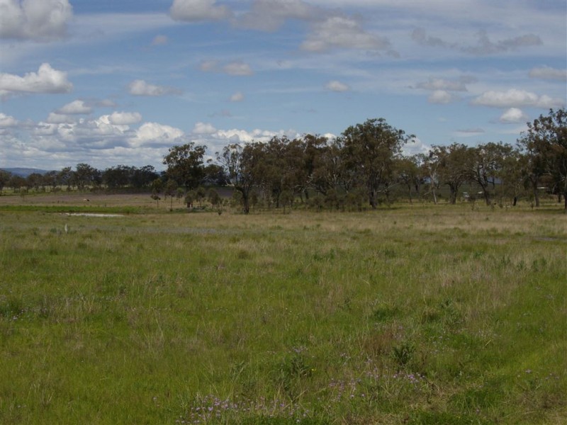 - Gore Highway, Southbrook QLD 4363