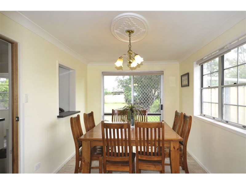 69 Hume Street, Pittsworth QLD 4356