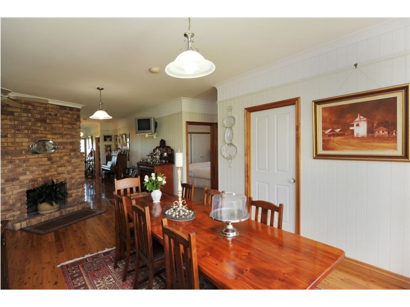 388 Berghofer Road, Biddeston QLD 4401