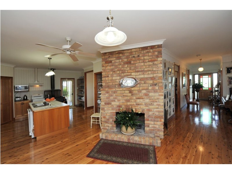 388 Berghofer Road, Biddeston QLD 4401