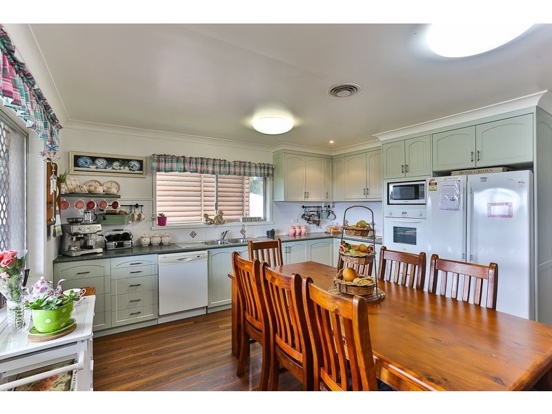 56 Buckland Street, Harristown QLD 4350