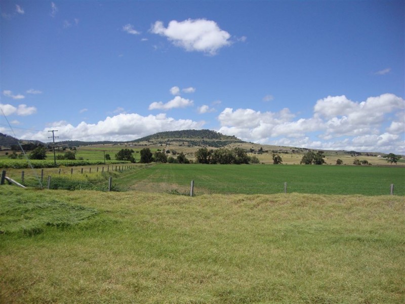 258 Swanfels Road, Yangan QLD 4371