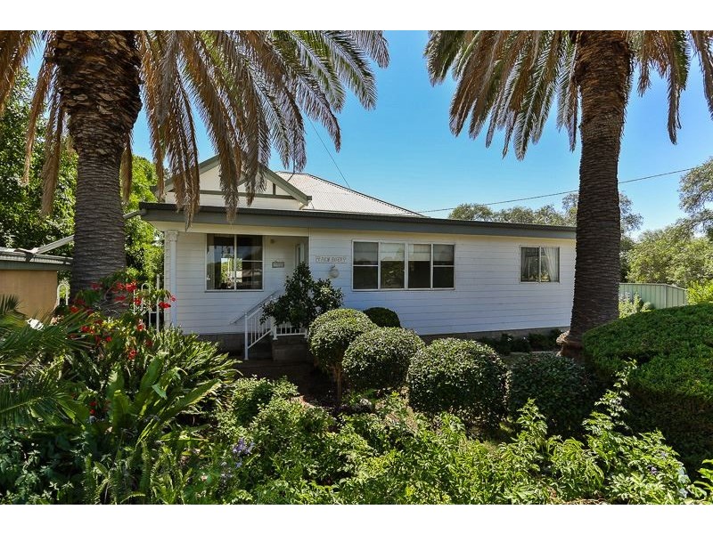 7 Umbiram Road, Wyreema QLD 4352