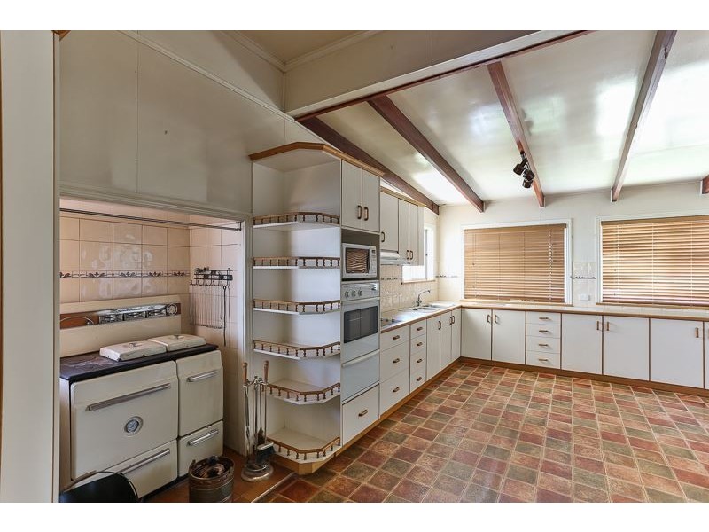 7 Umbiram Road, Wyreema QLD 4352