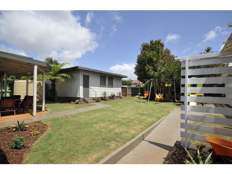 229 West Street, Harristown QLD 4350