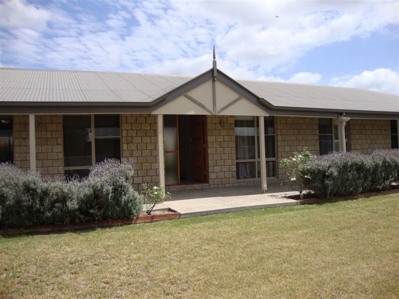 18 Draydon Court, Pittsworth QLD 4356