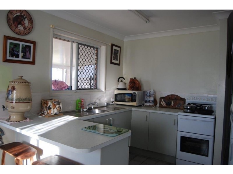 17 Creek Street, Cambooya QLD 4358