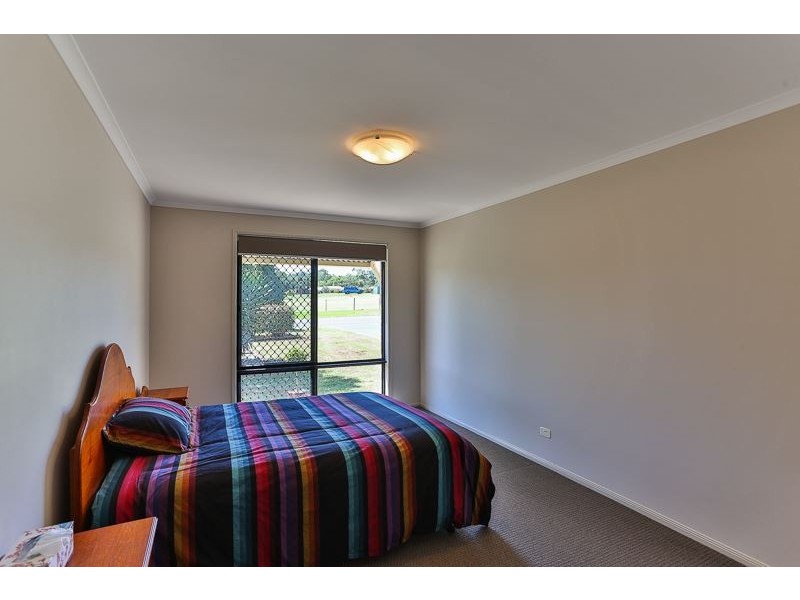 3 Mercedes Drive, Highfields QLD 4352
