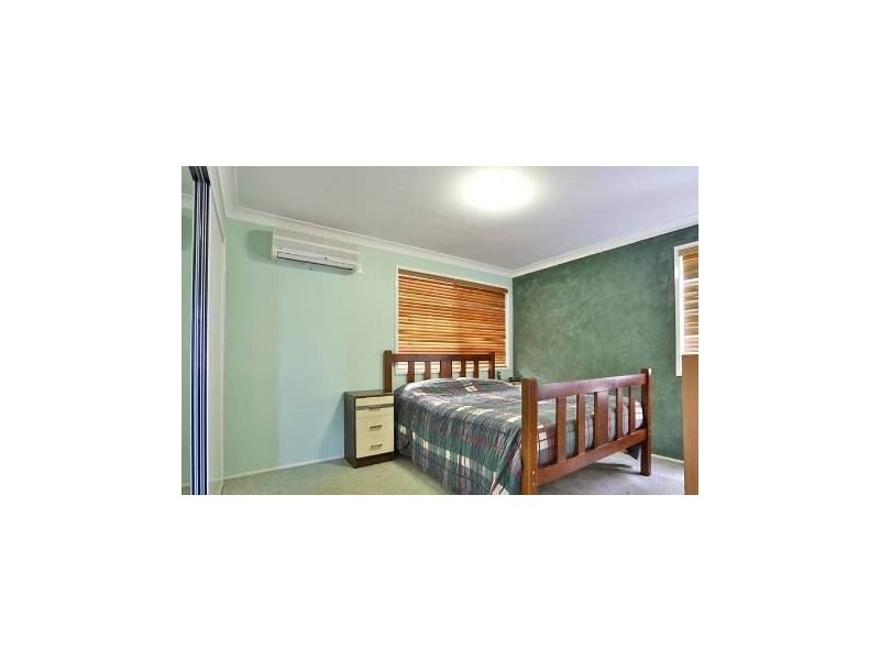 17 Dumba Street, Harristown QLD 4350