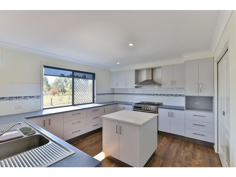 23 Alfred Street, Cambooya QLD 4358