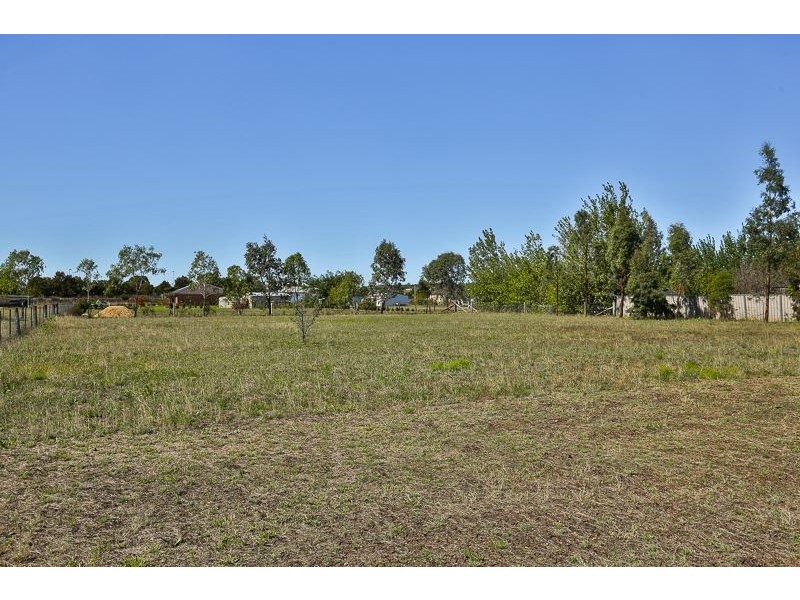 23 Alfred Street, Cambooya QLD 4358