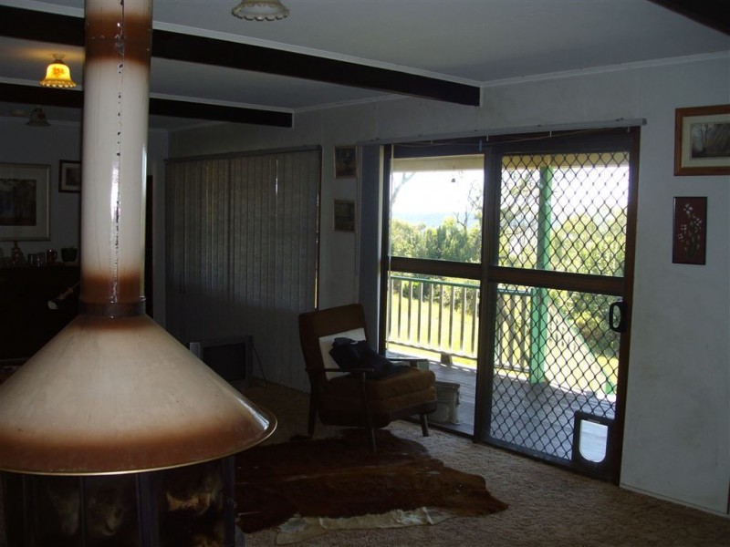 21 Rowland Court, Gowrie Mountain QLD 4350