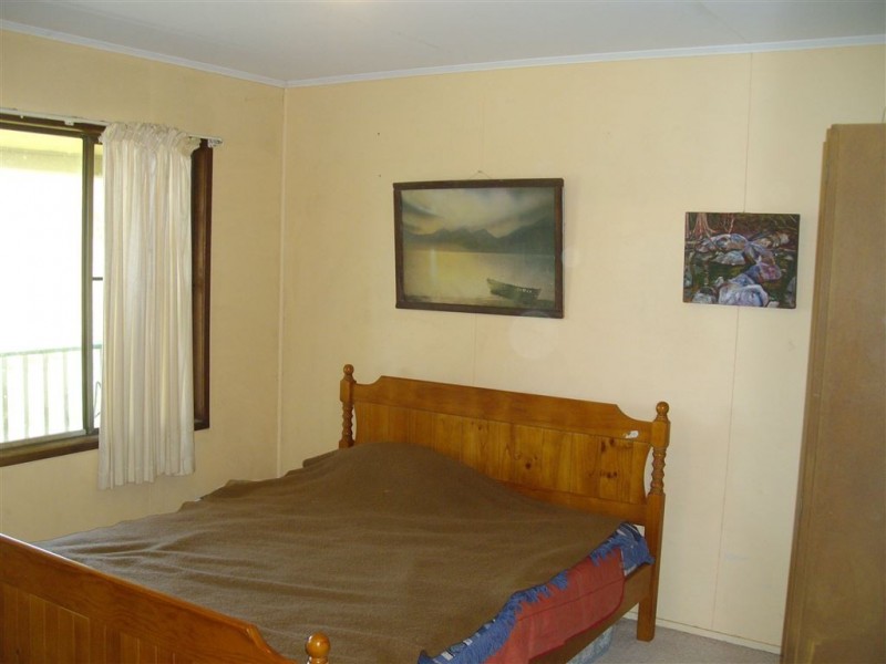 21 Rowland Court, Gowrie Mountain QLD 4350