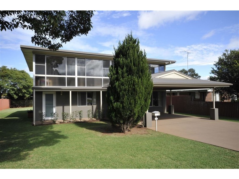 30 Friend Street, Harristown QLD 4350