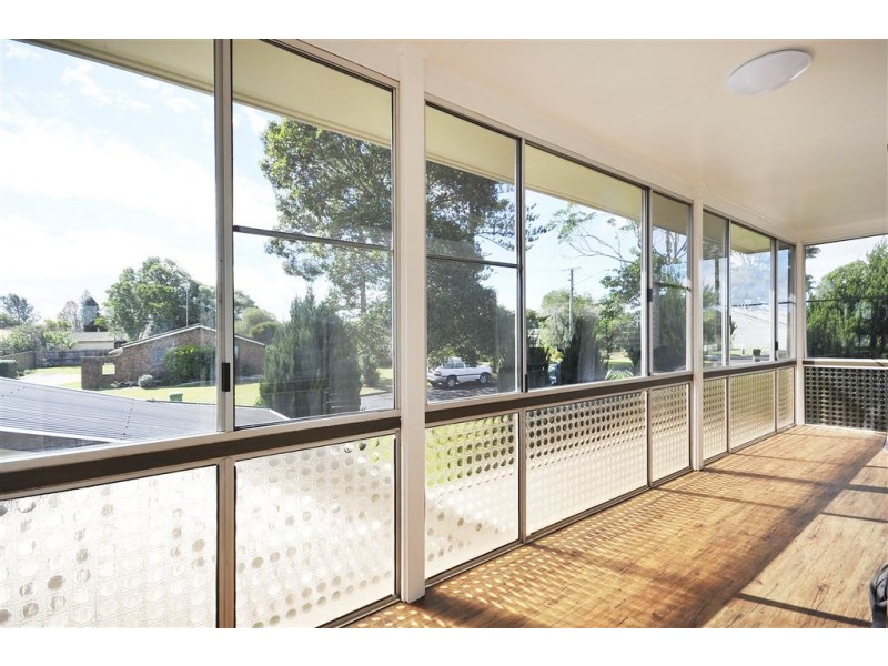 30 Friend Street, Harristown QLD 4350
