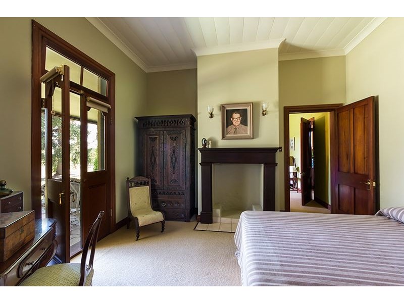 25 Serisier Road, Warwick QLD 4370