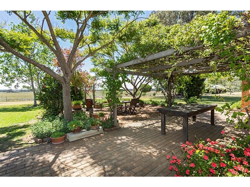 25 Serisier Road, Warwick QLD 4370
