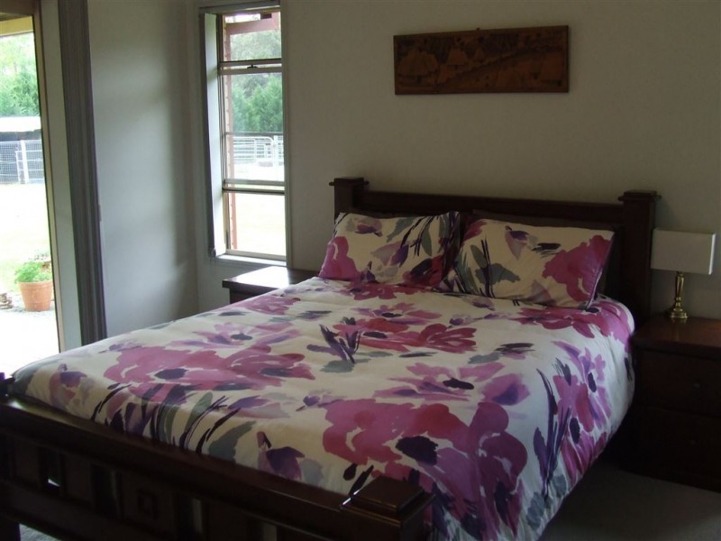 12 Melric Court, Geham QLD 4352