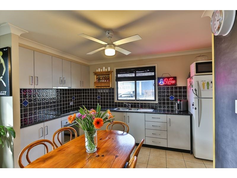 19 Bell Street, Greenmount QLD 4359