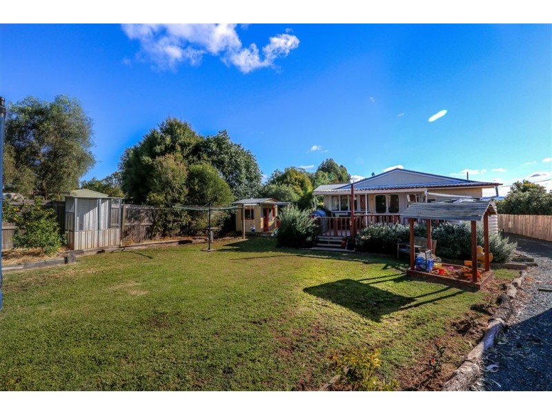 23 Stanley Street, Greenmount QLD 4359